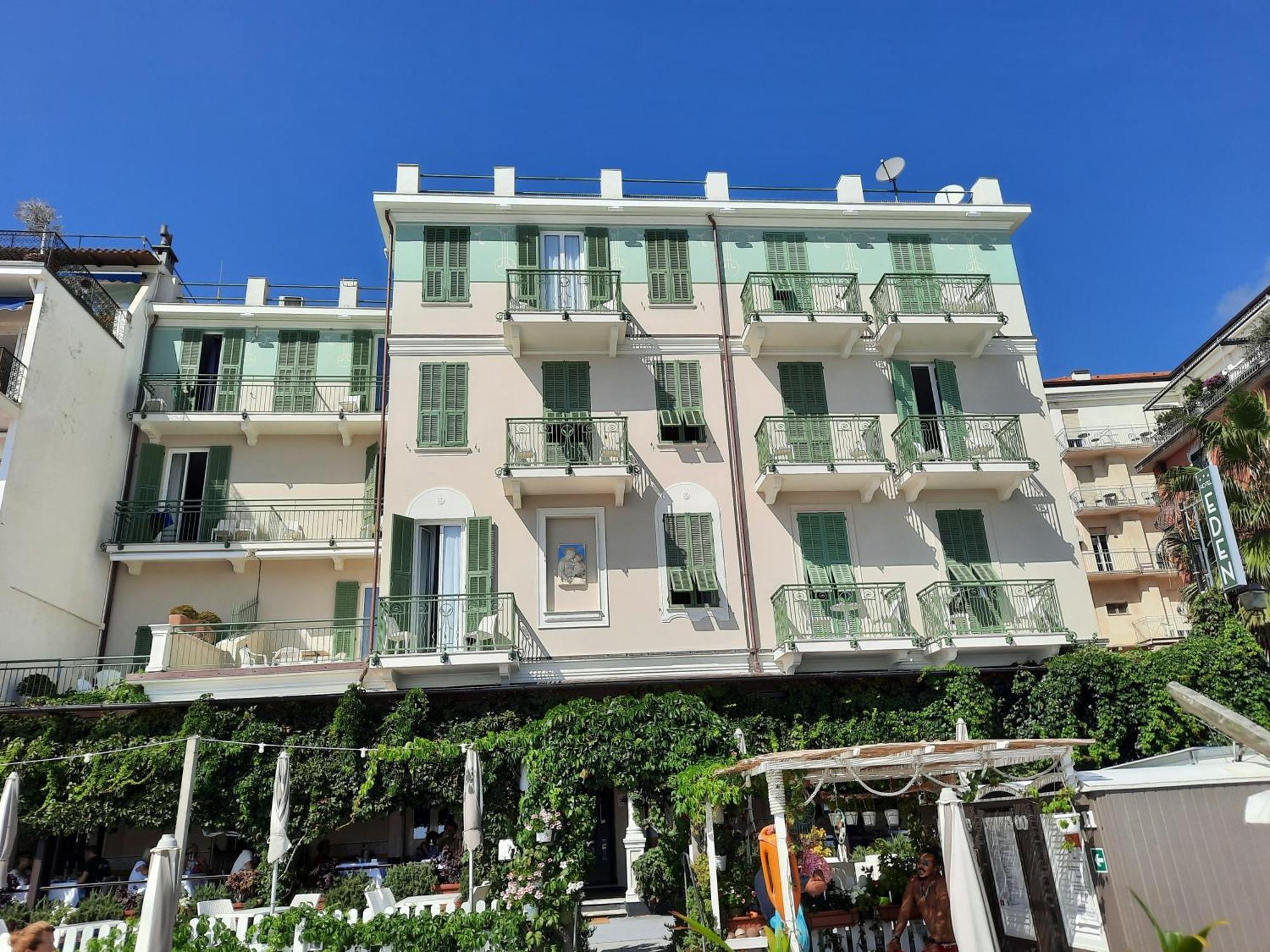 Hotel Eden Alaxi Hotels Alassio Esterno foto