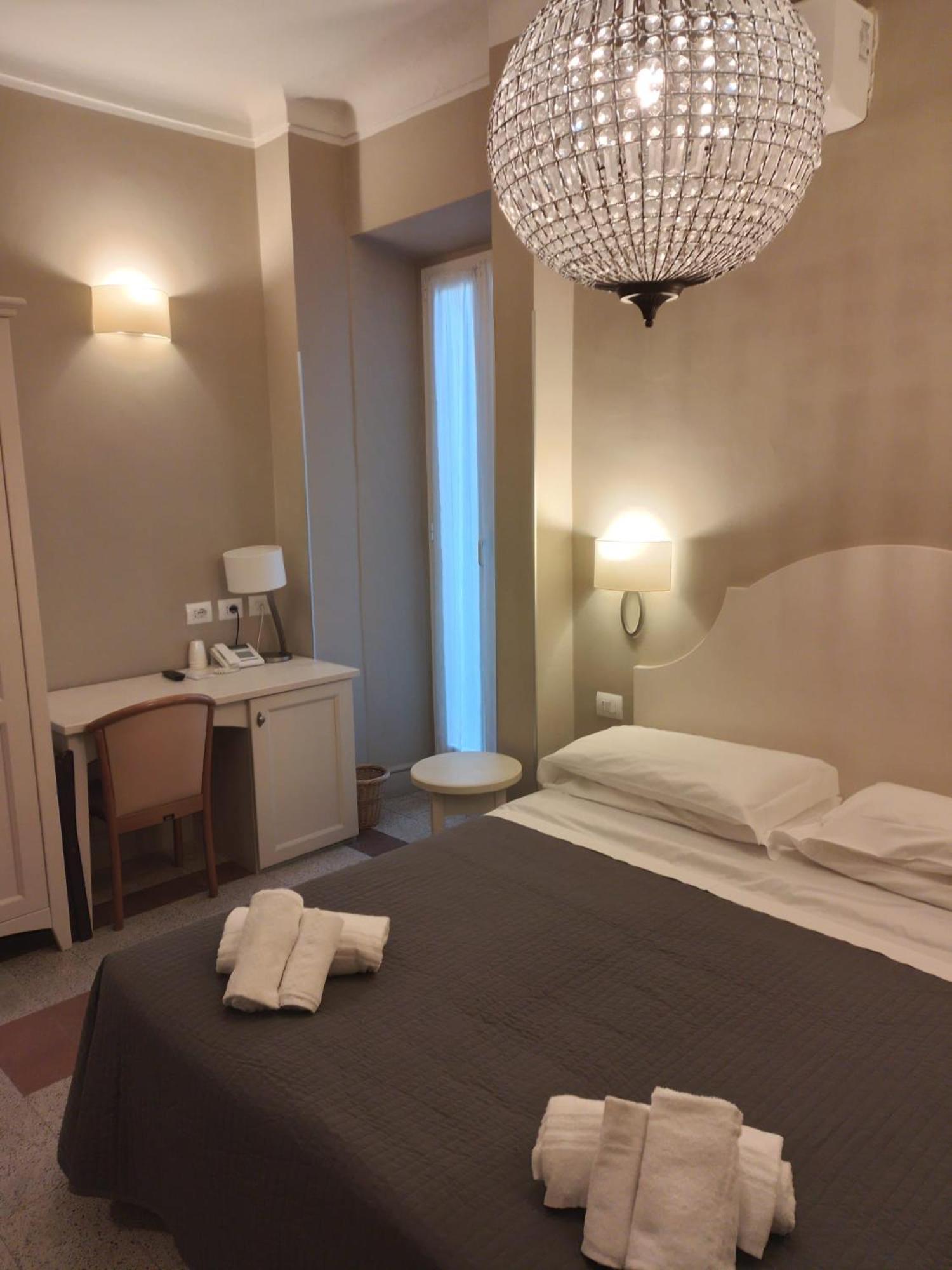 Hotel Eden Alaxi Hotels Alassio Esterno foto
