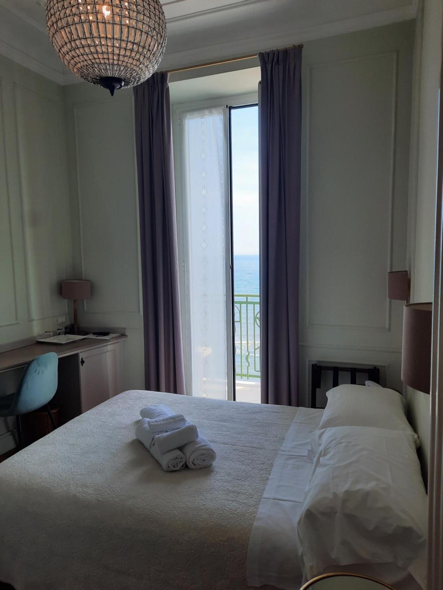 Hotel Eden Alaxi Hotels Alassio Esterno foto